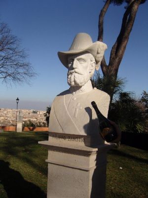 La Minor Villa cÃ©lÃ¨bre Filippo Zamboni